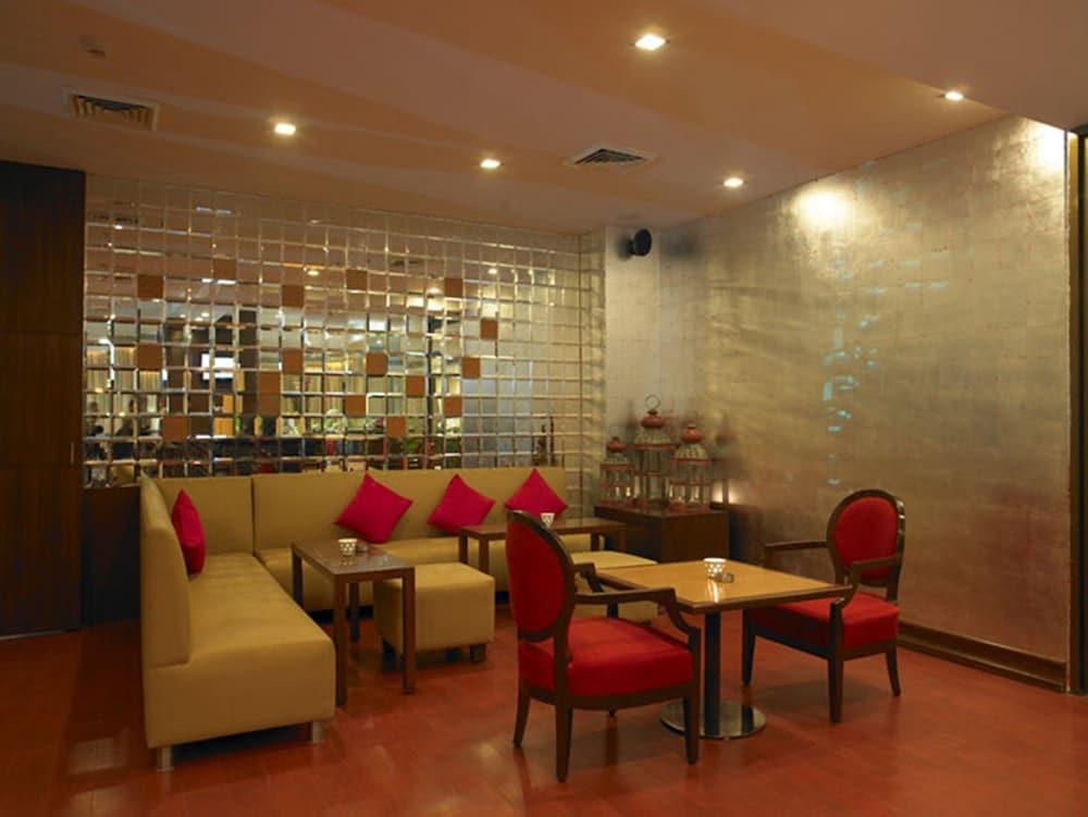 Royal Orchid Central Jaipur, Bani Park Екстер'єр фото